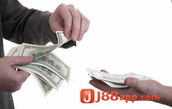 Nằm mơ có người cho tiền có phải điềm báo phát tài? 8 Nằm mơ có người cho tiền đánh số mấy phát tài?