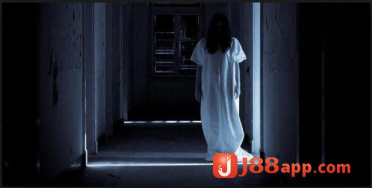 Nằm mơ thấy hồn người chết đánh con gì trúng lớn? 7 Ngủ mơ thấy hồn người chết tai nạn hiện thân về